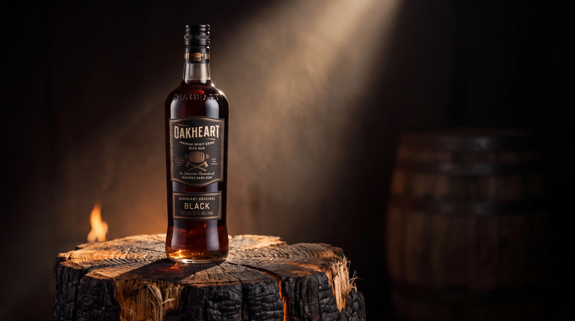 Oakheart Black — Lichtvarianten in einer Holzumgebung.